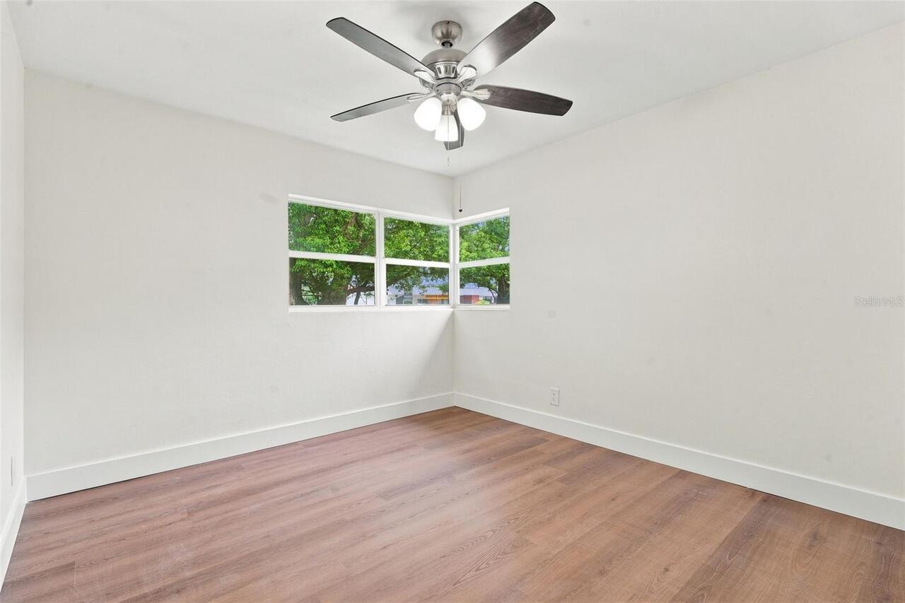 Listing Photo 20