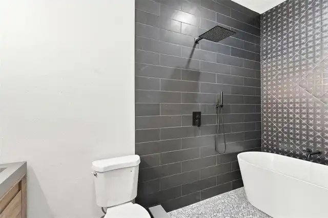 Listing Photo 19