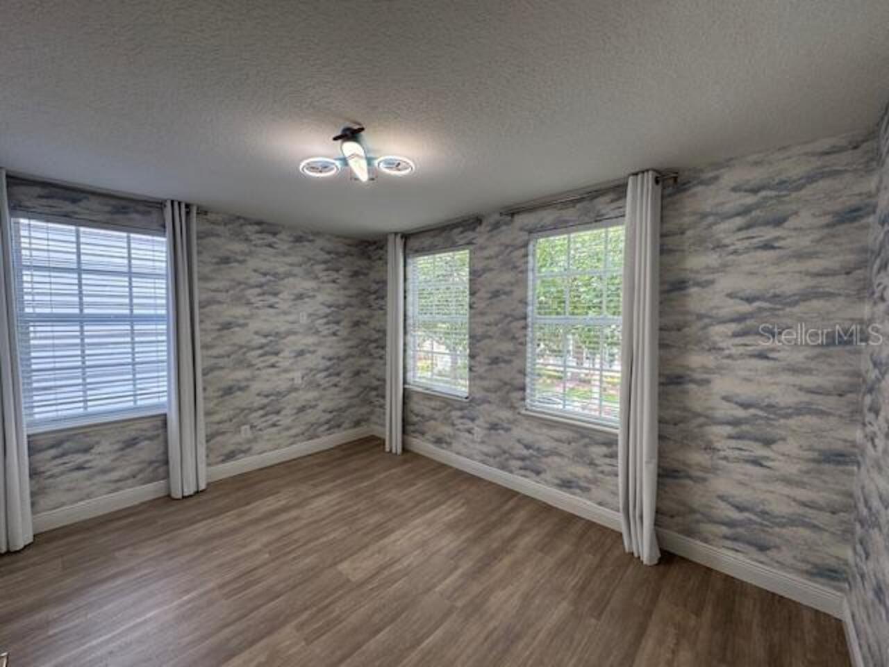Listing Photo 29
