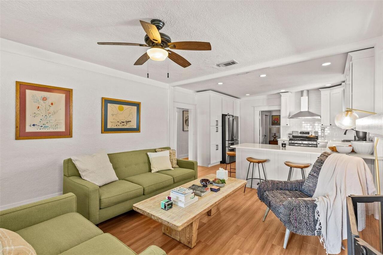 Listing Photo 9