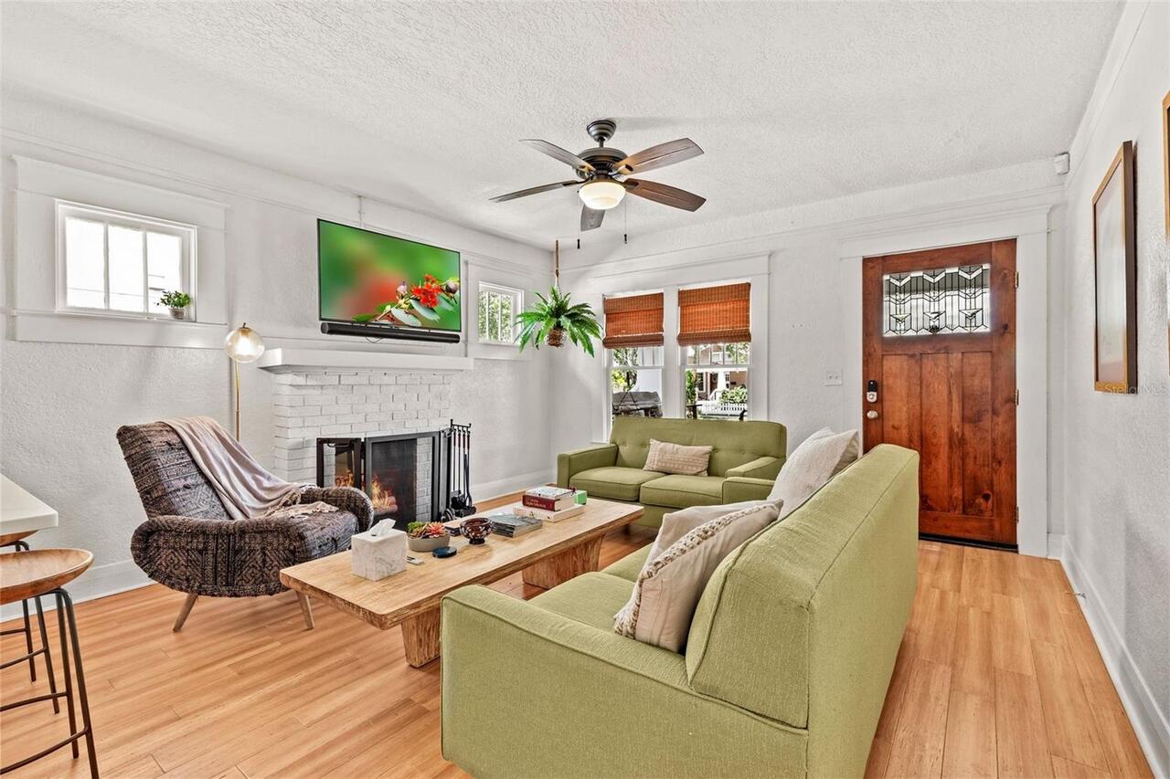 Listing Photo 10