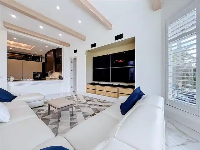 Listing Photo 13