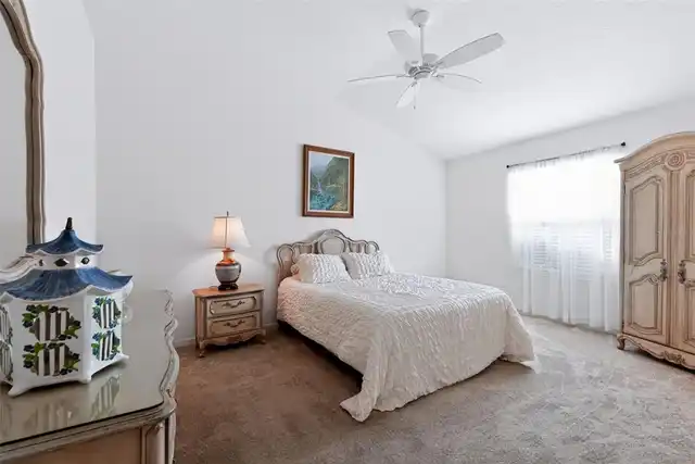 Listing Photo 22