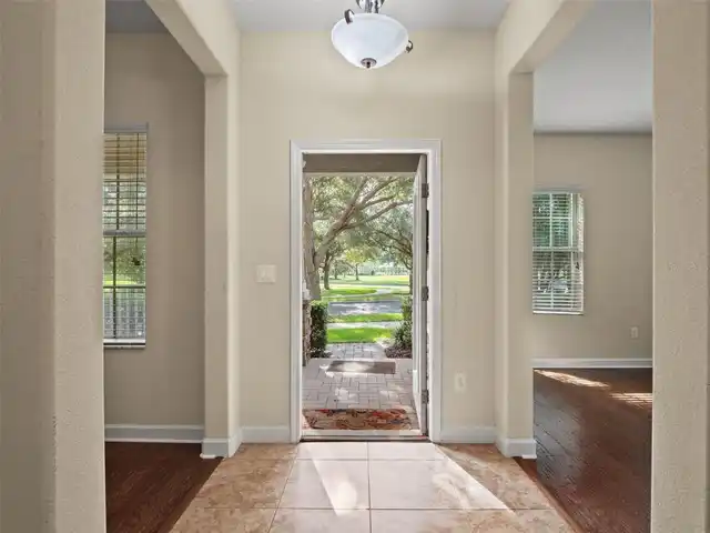 Listing Photo 12