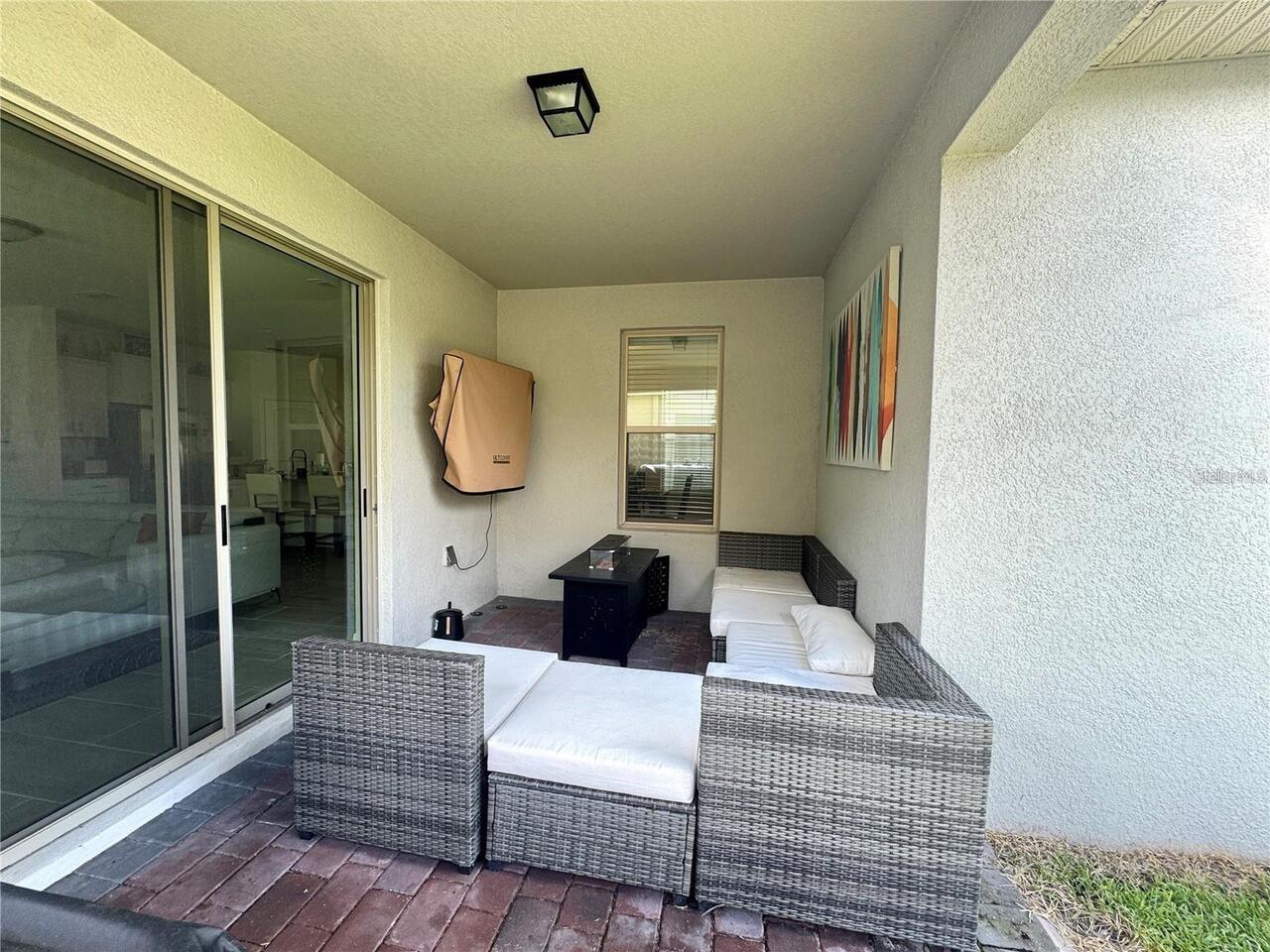 Listing Photo 11