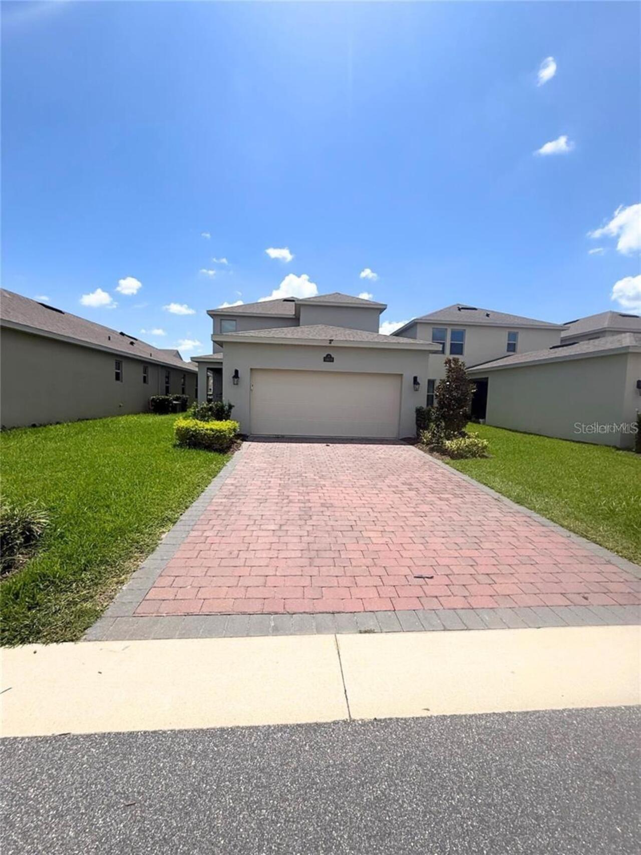 Listing Photo 12