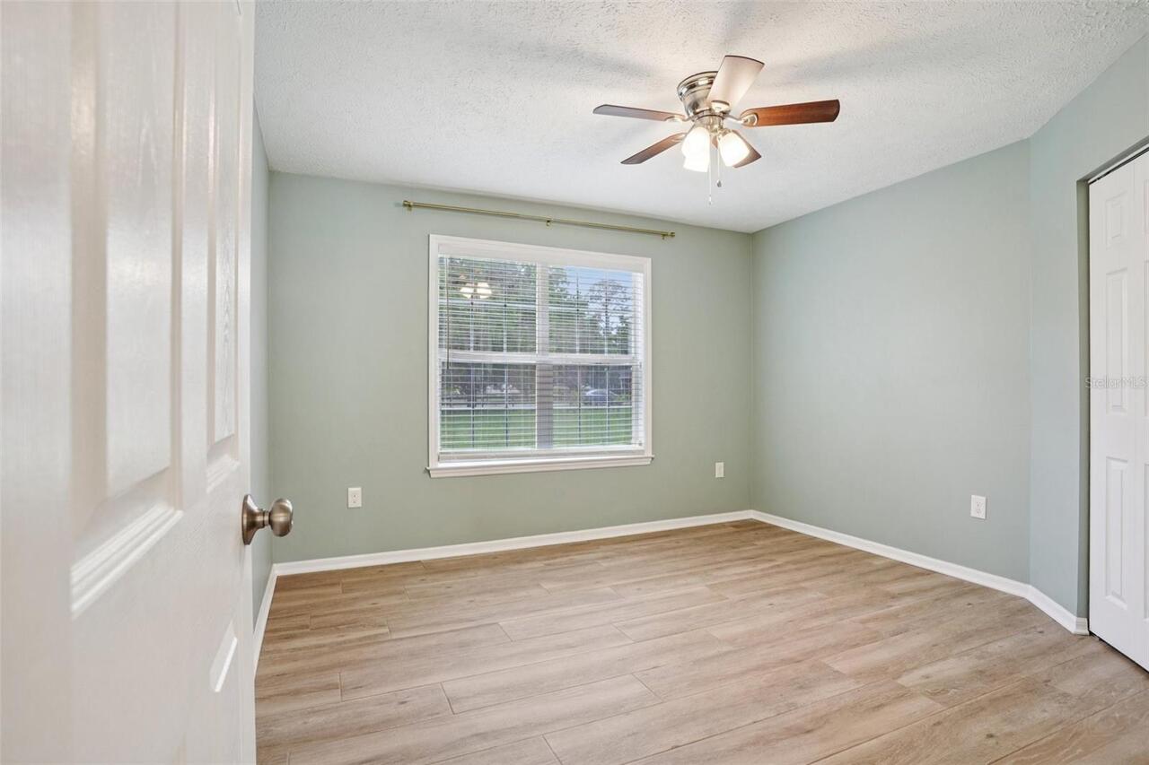 Listing Photo 28
