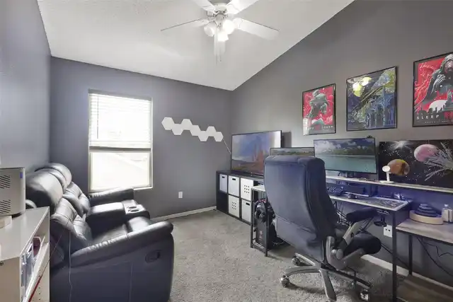 Listing Photo 14