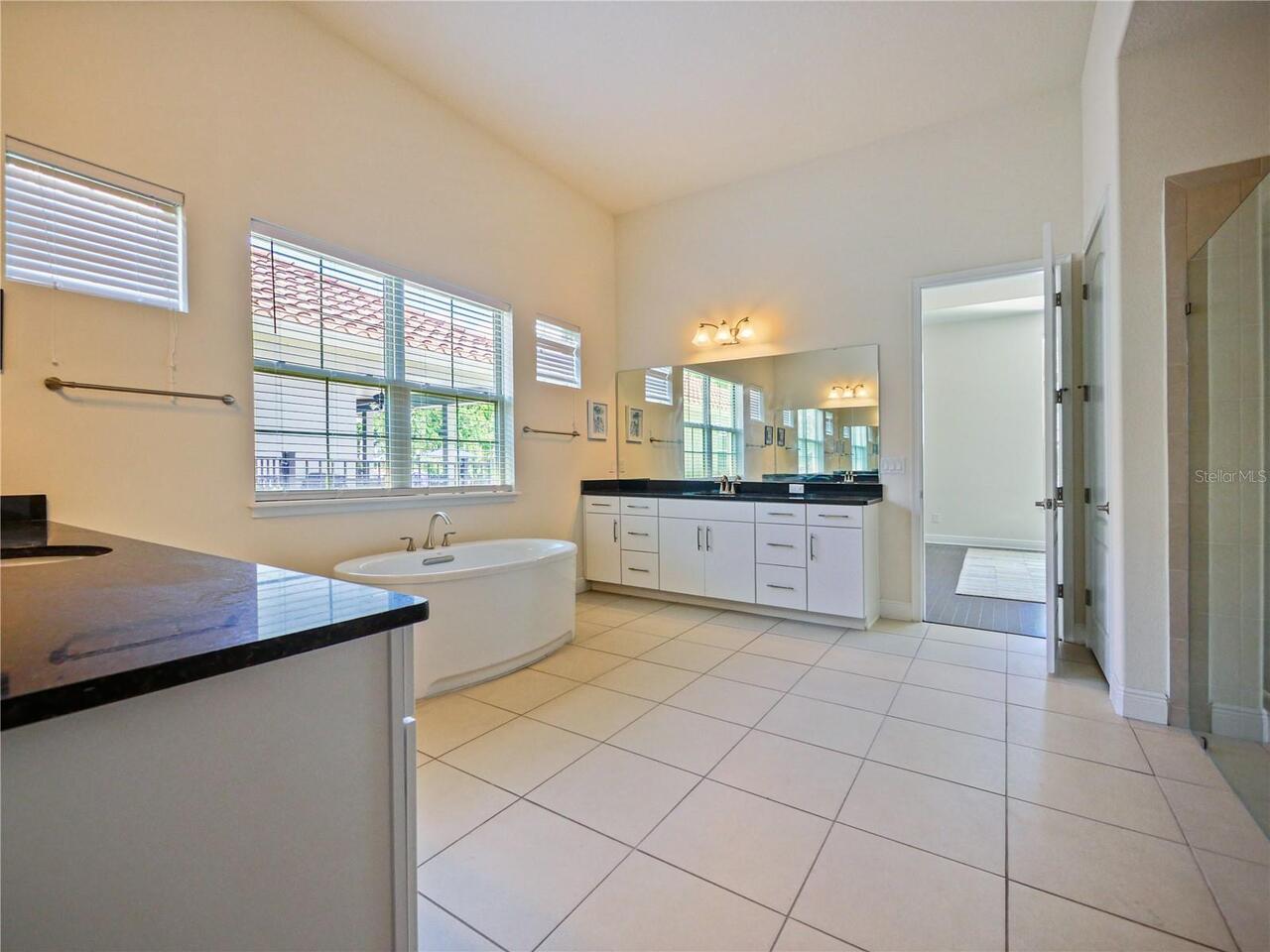 Listing Photo 33