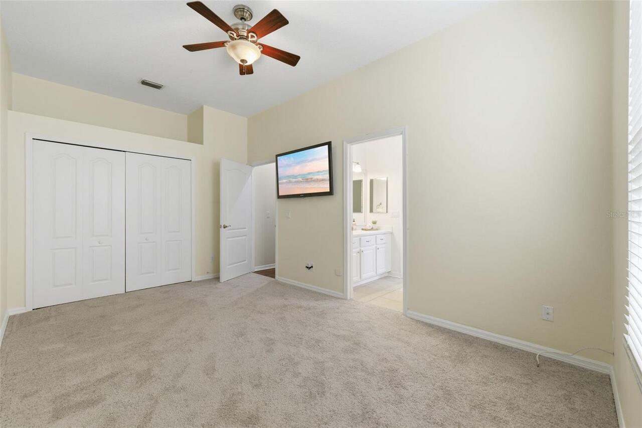 Listing Photo 32