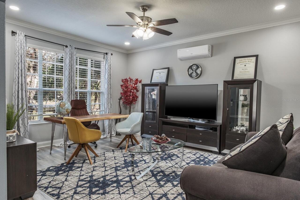 Listing Photo 10