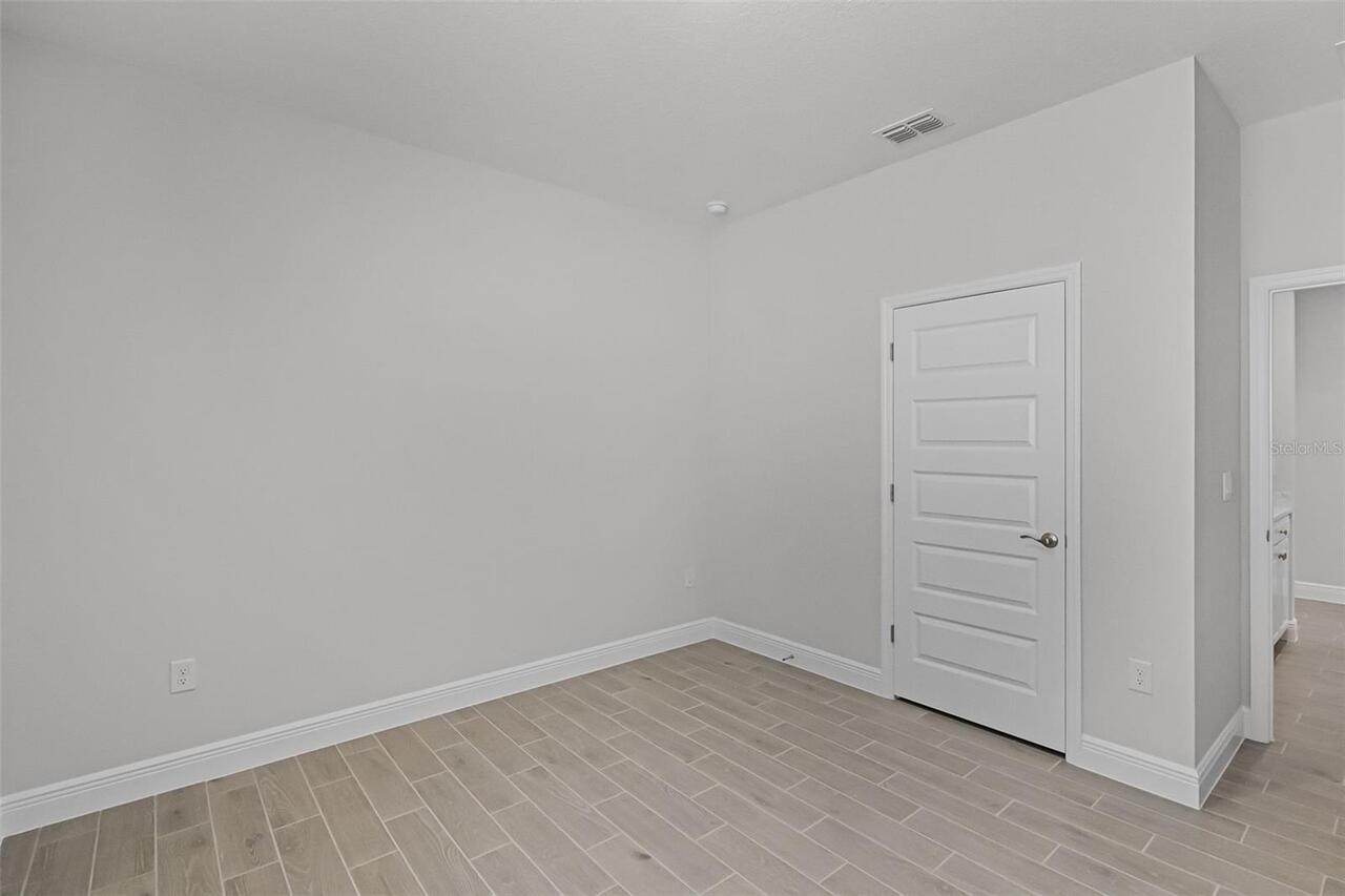 Listing Photo 33