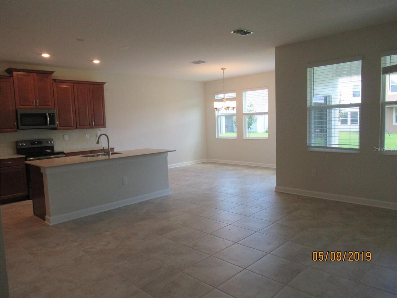 Listing Photo 9