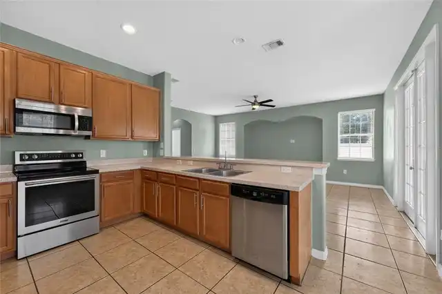 Listing Photo 7