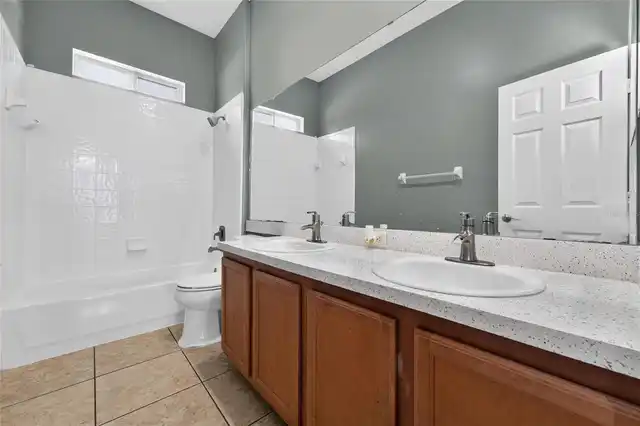 Listing Photo 14