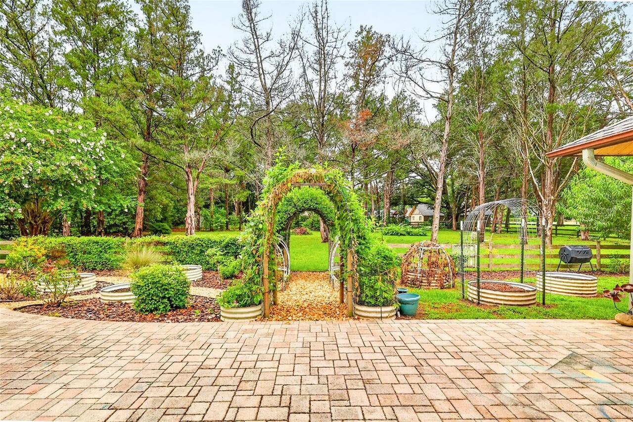 Listing Photo 41