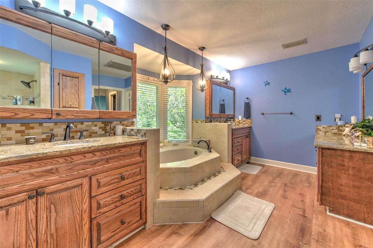 Listing Photo 76