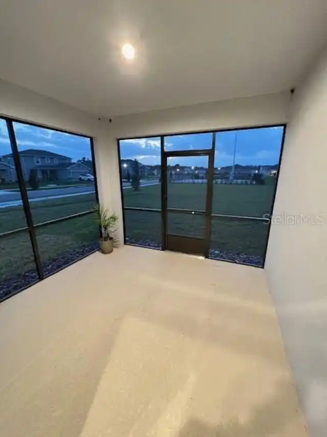 Listing Photo 9