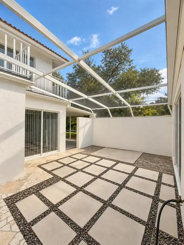 Listing Photo 16