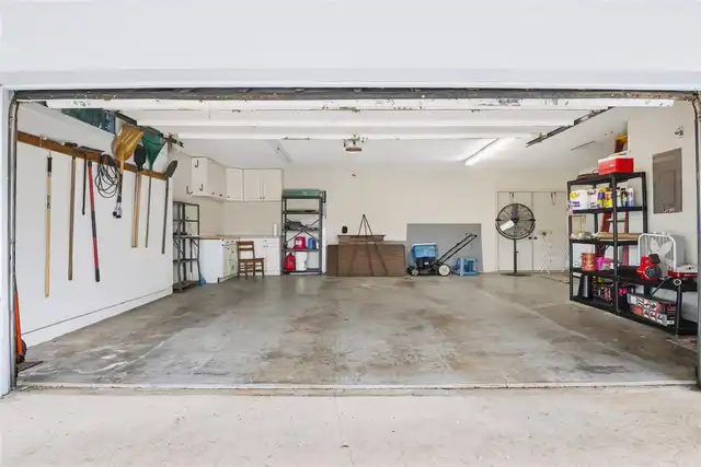 Listing Photo 18
