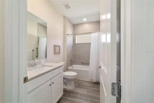 Listing Photo 33