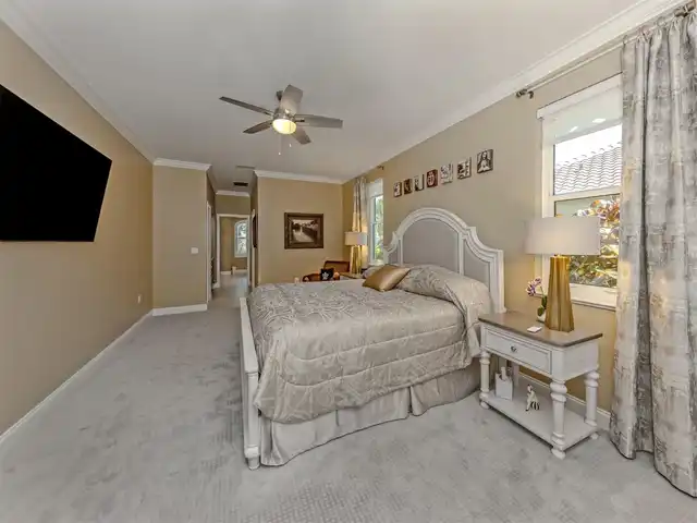 Listing Photo 24