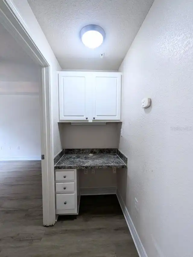 Listing Photo 9