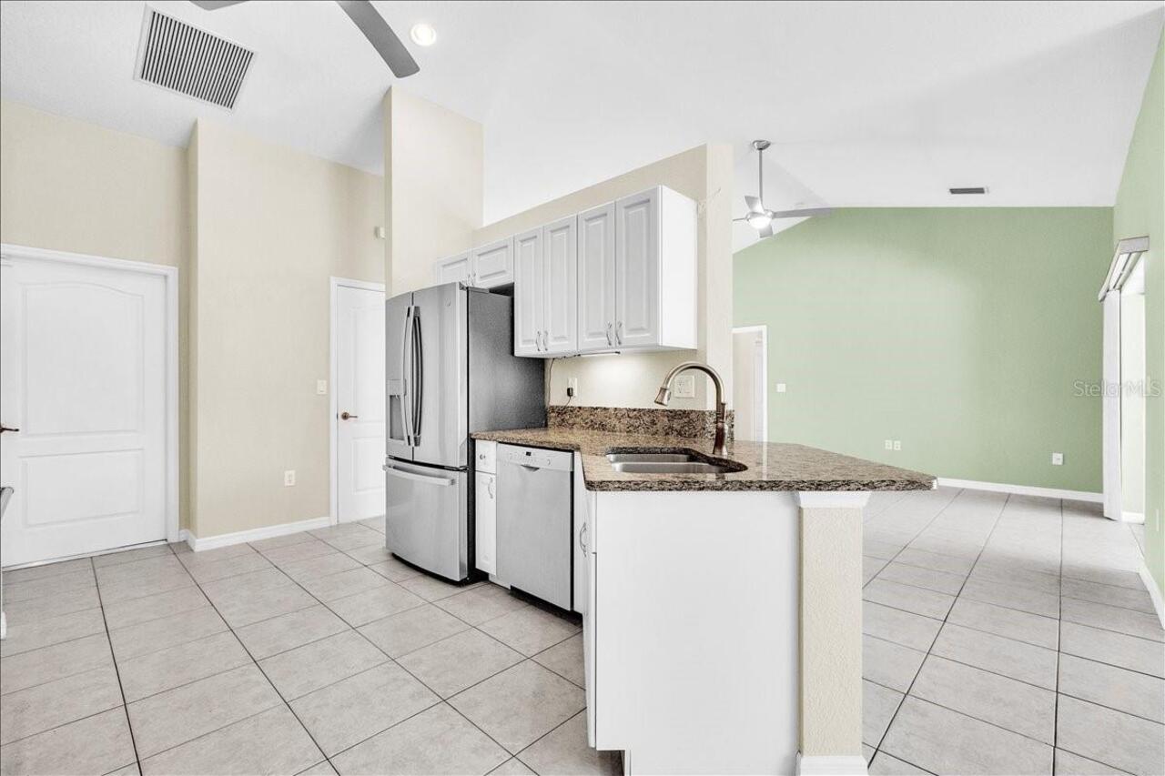 Listing Photo 9