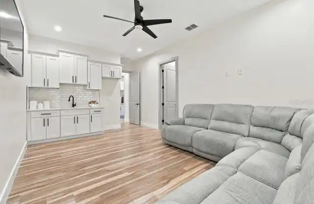 Listing Photo 41