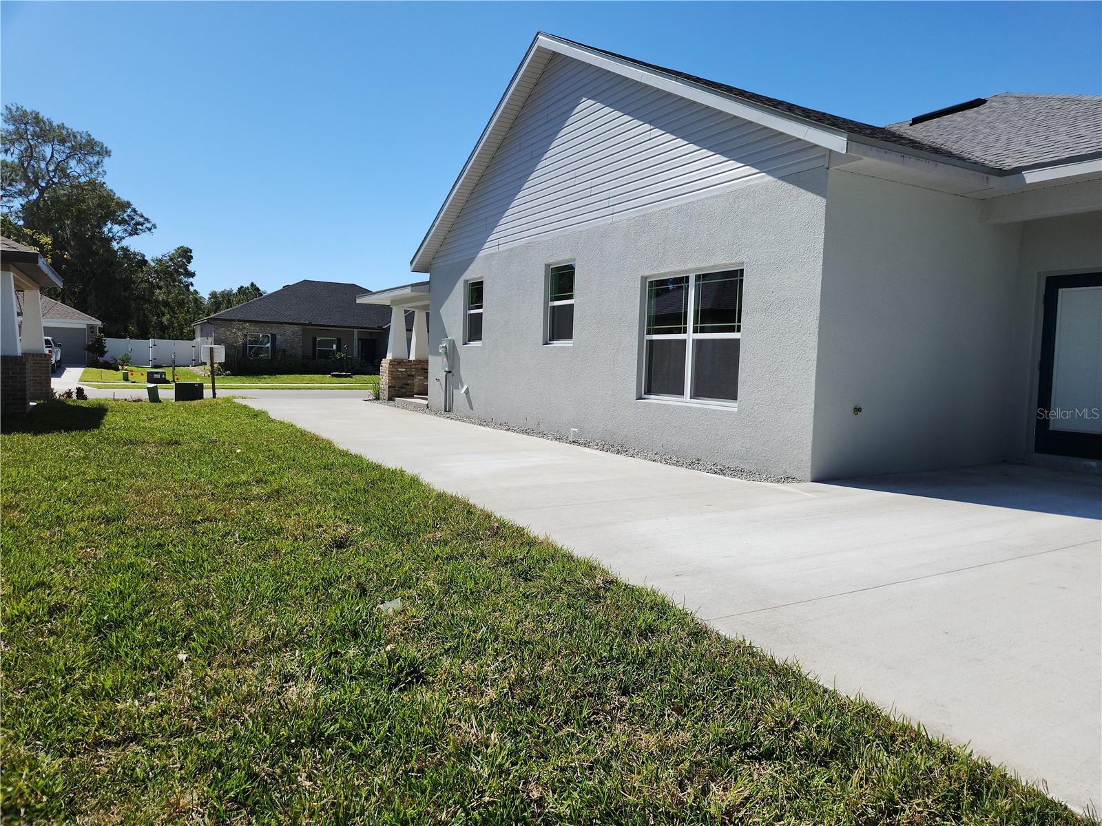 Listing Photo 8