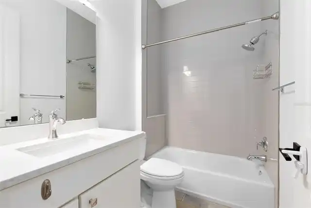 Listing Photo 17