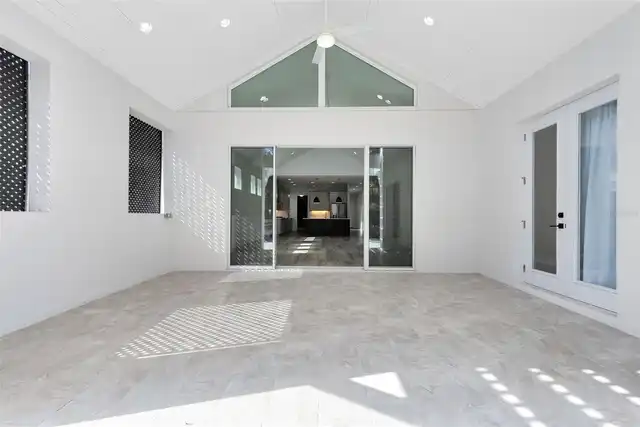 Listing Photo 37