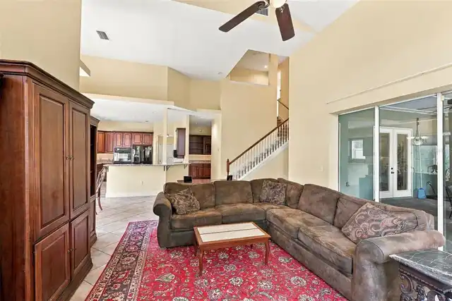 Listing Photo 17