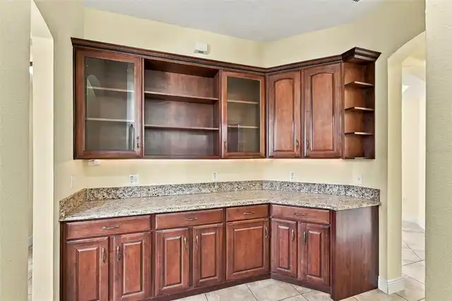 Listing Photo 28