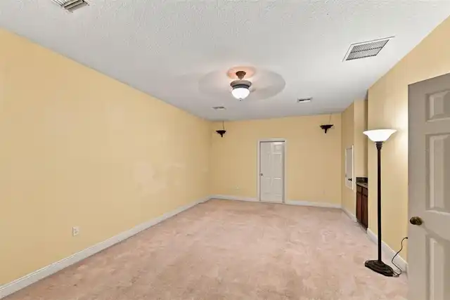 Listing Photo 44