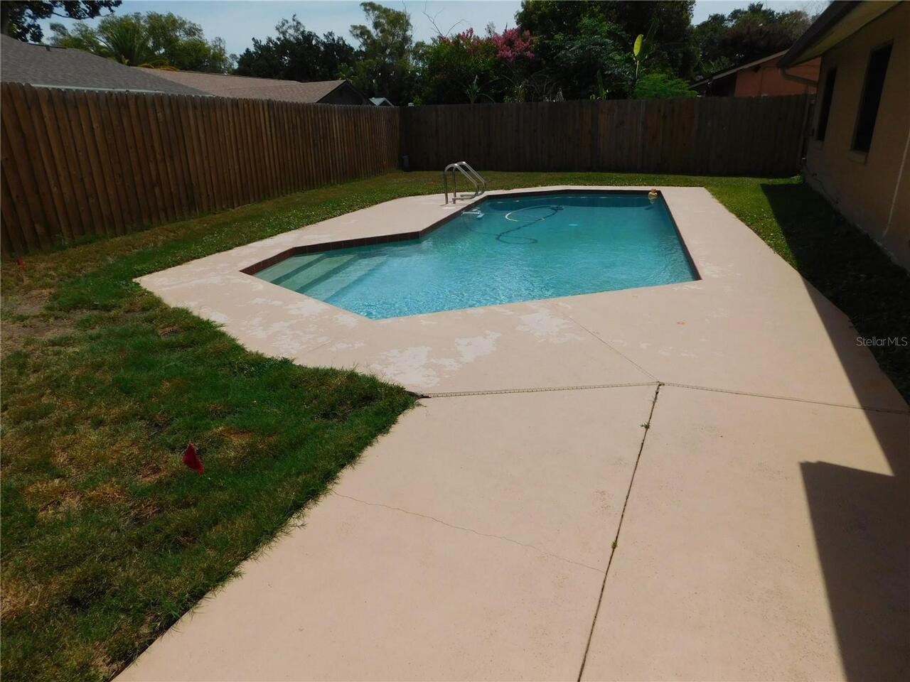 Listing Photo 10