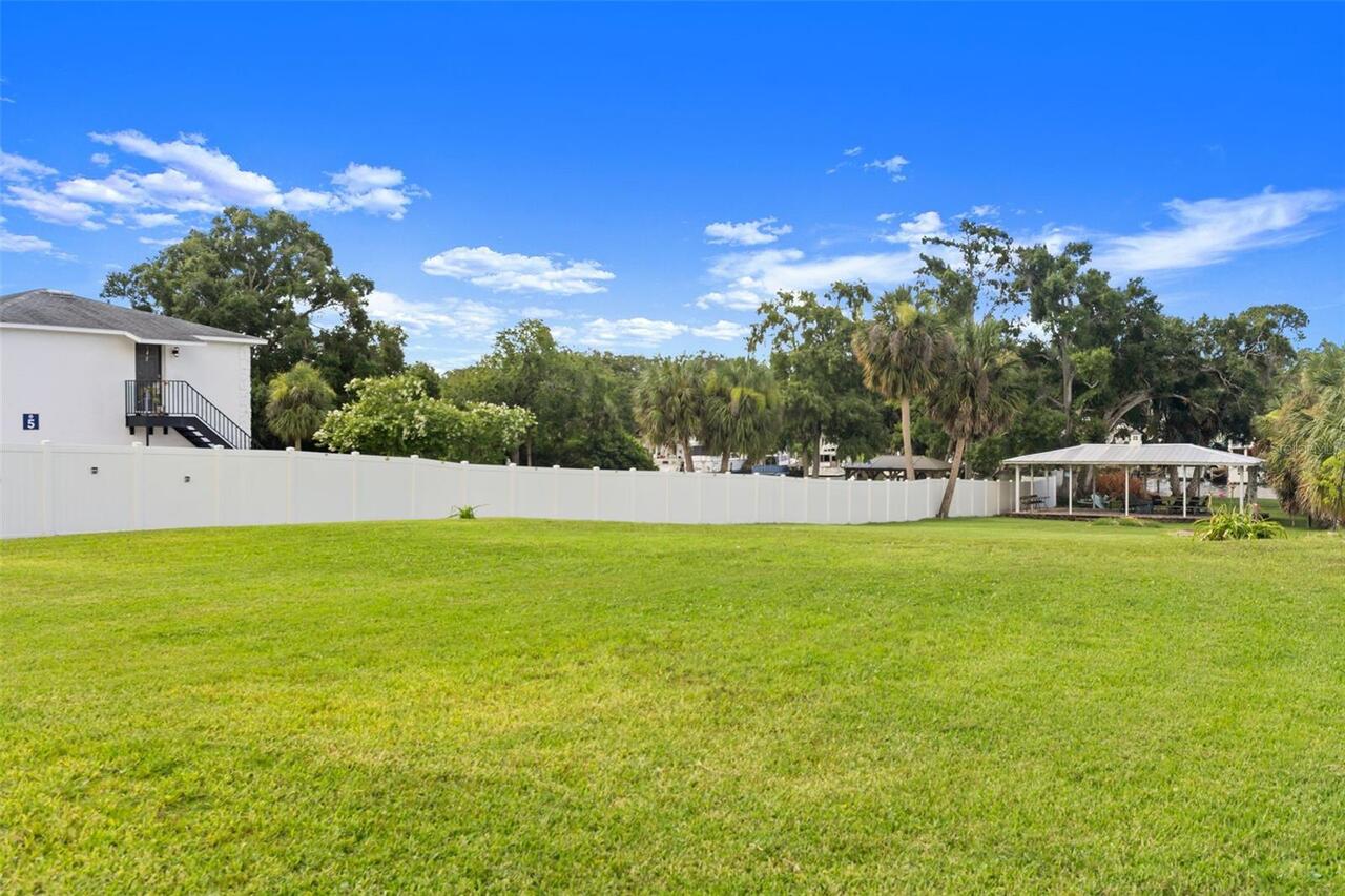 Listing Photo 32