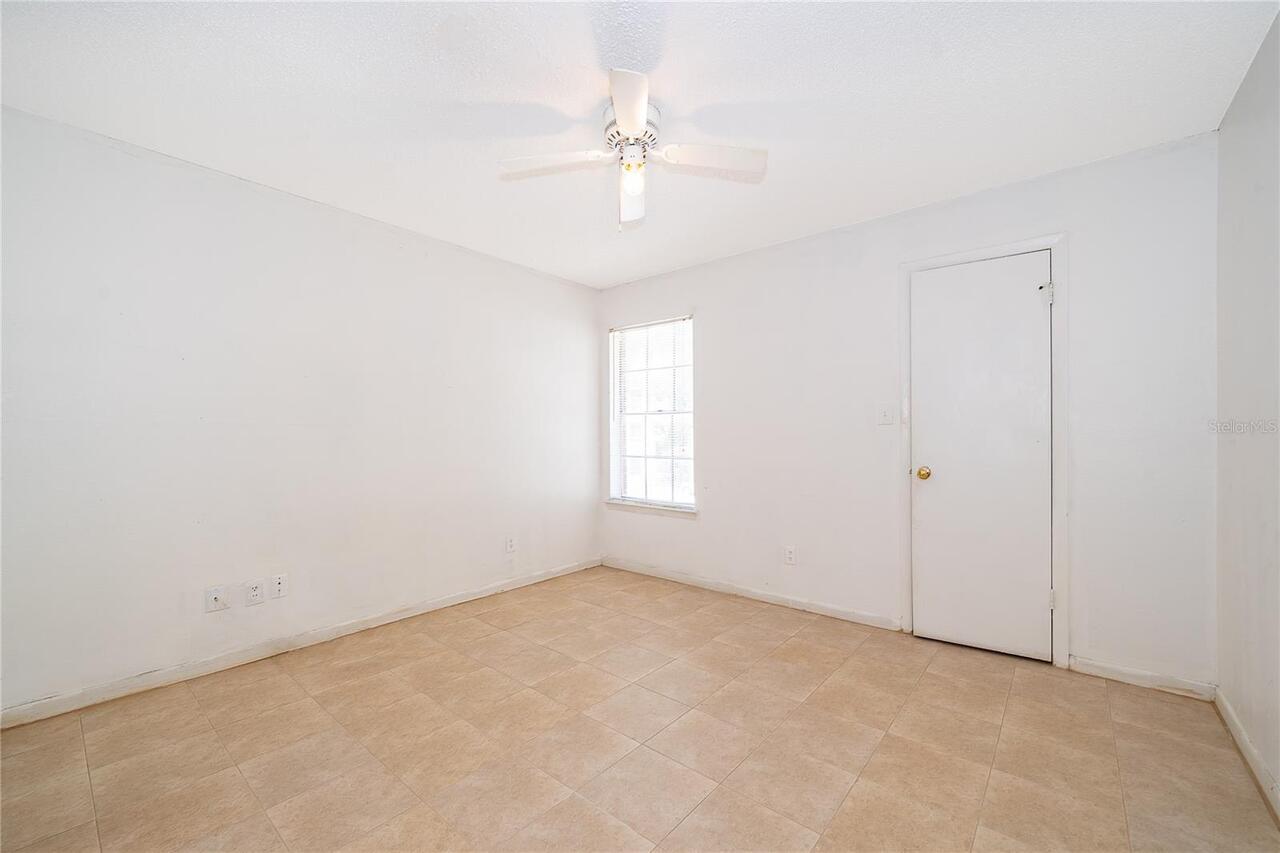 Listing Photo 14
