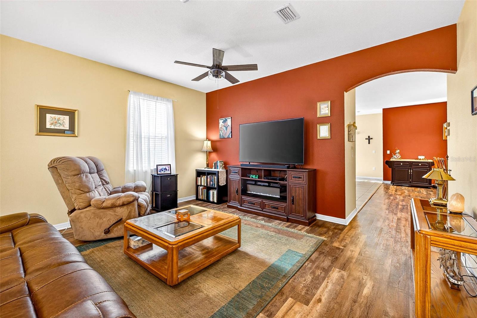 Listing Photo 9