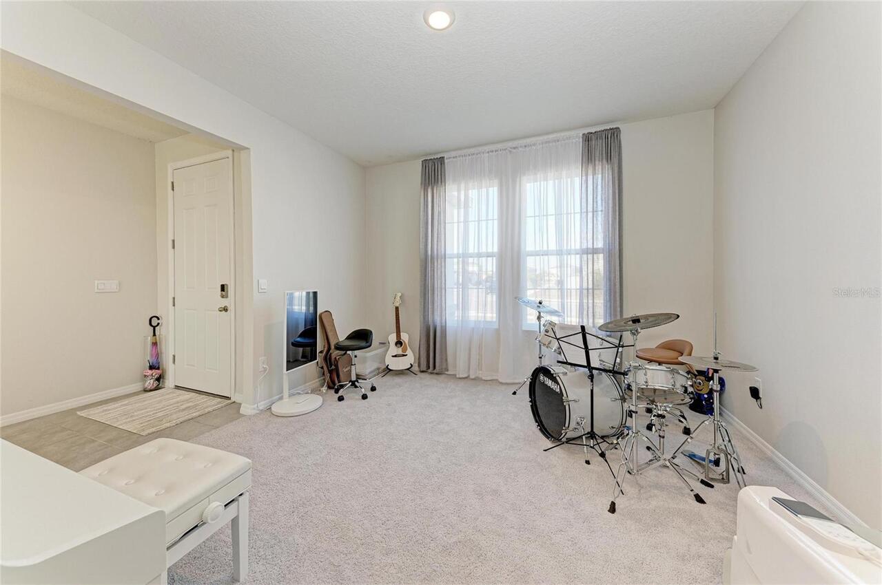 Listing Photo 25