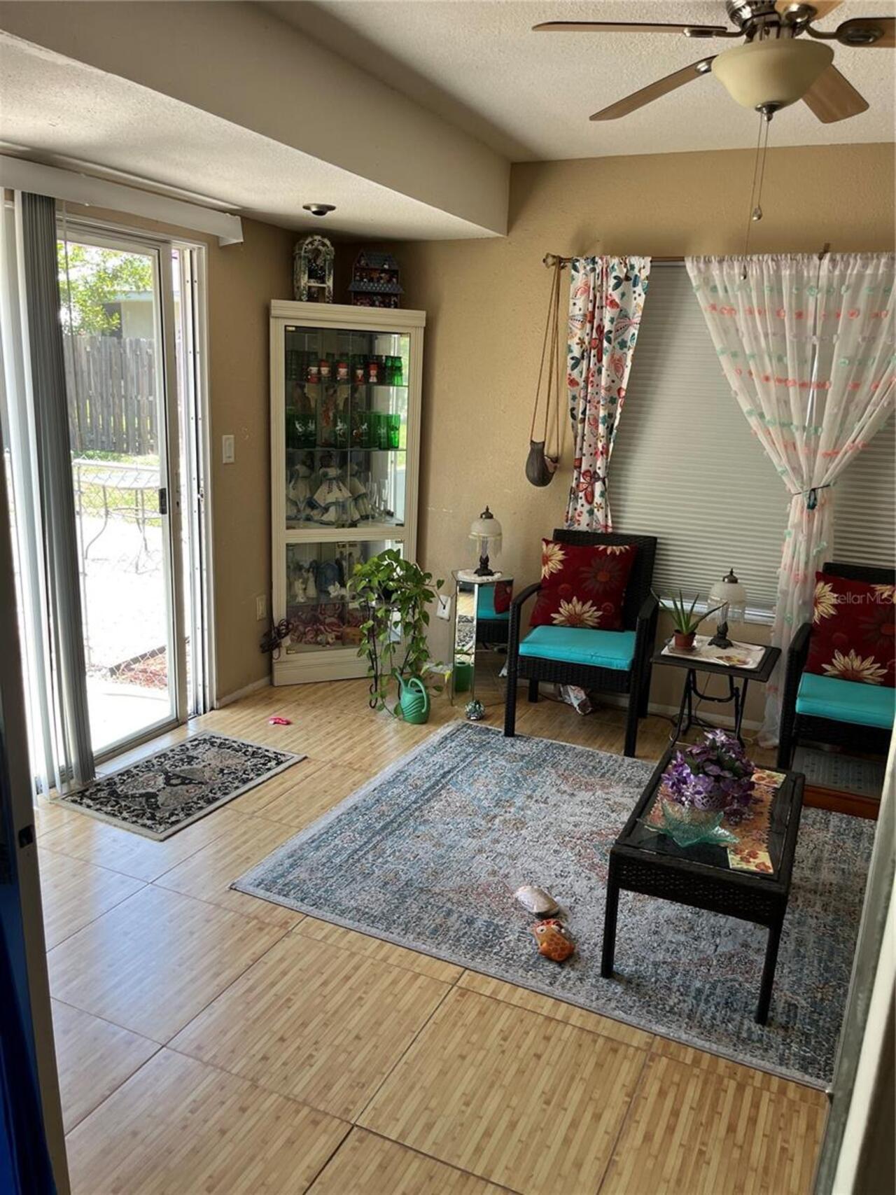 Listing Photo 12