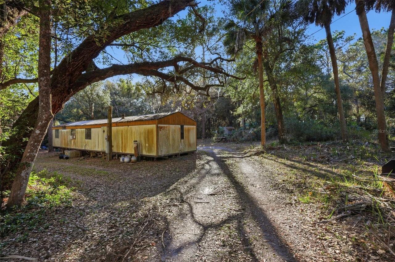 Listing Photo 17