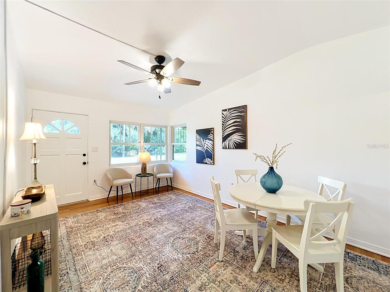 Listing Photo 12