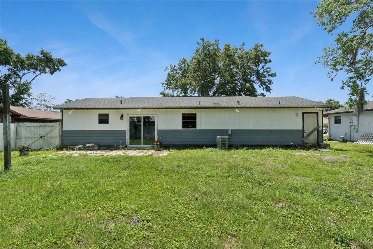 Listing Photo 17