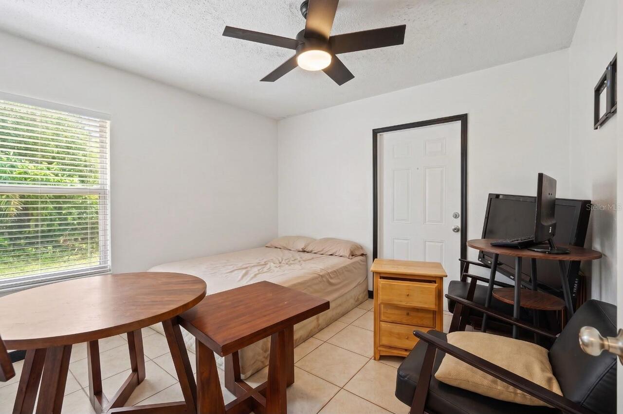 Listing Photo 10