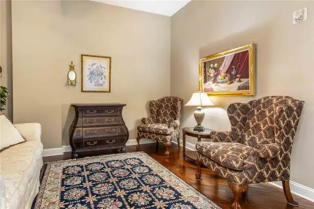 Listing Photo 14
