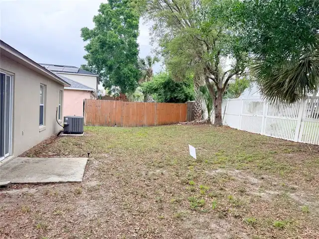 Listing Photo 15