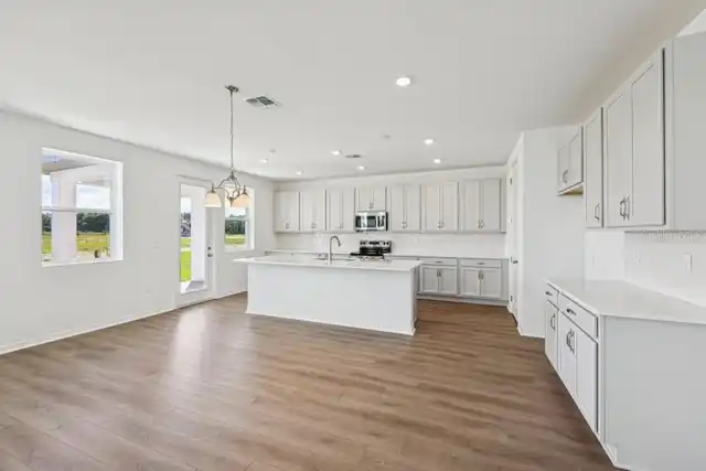 Listing Photo 15