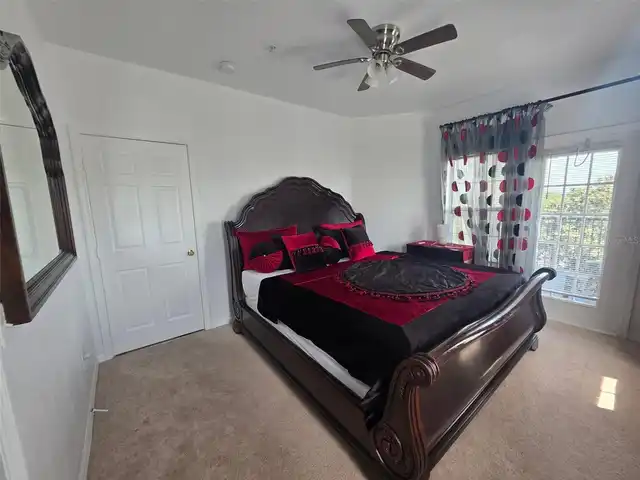 Listing Photo 10