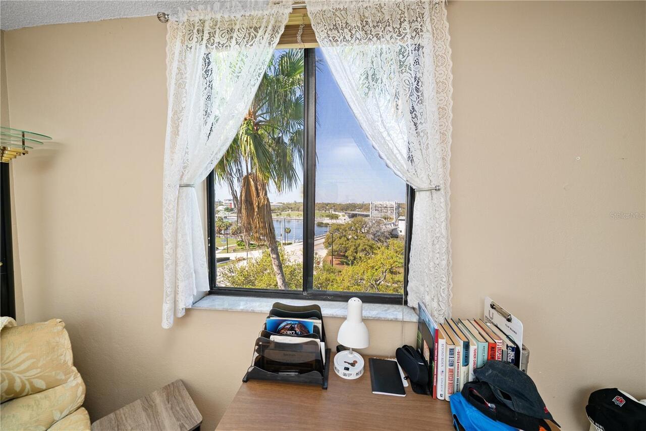 Listing Photo 14